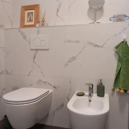 Private In Usha Studio Apartamento *